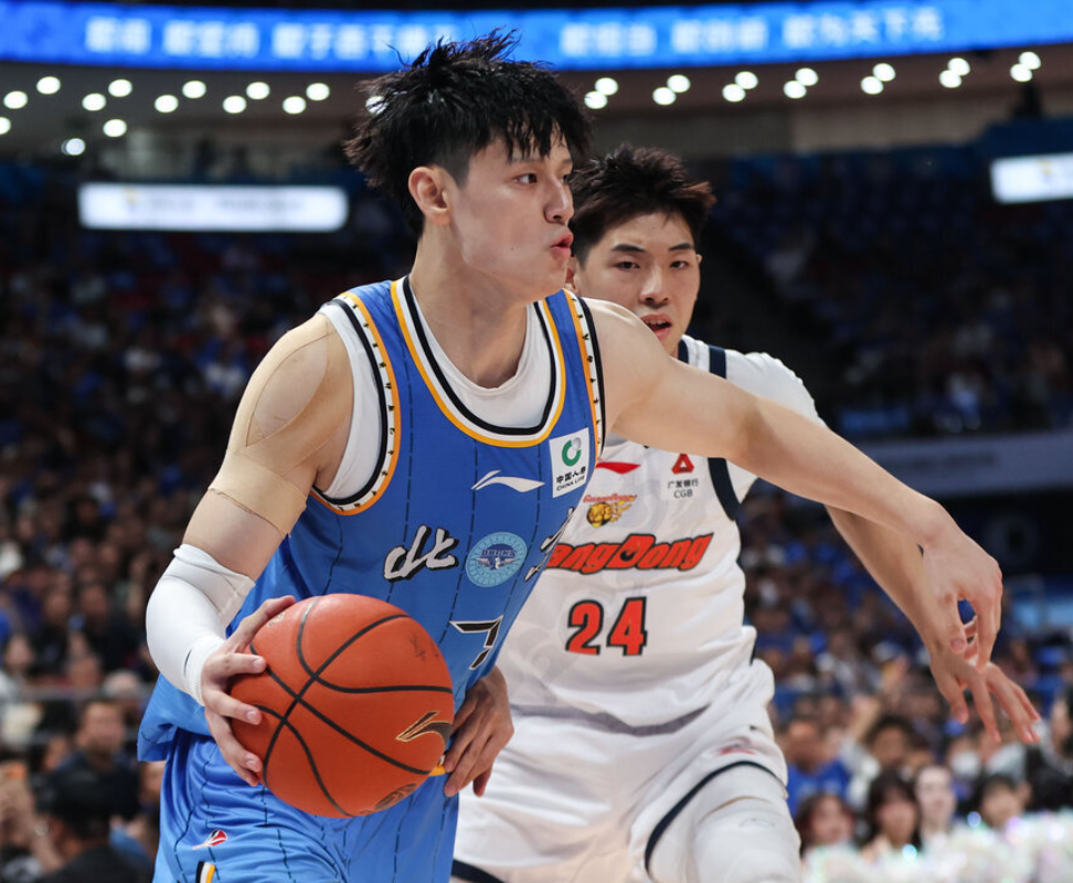 leyu小组-北京逆转广东总分2-1晋级！周琦18+8+4帽曾凡博14分 下轮战上海
